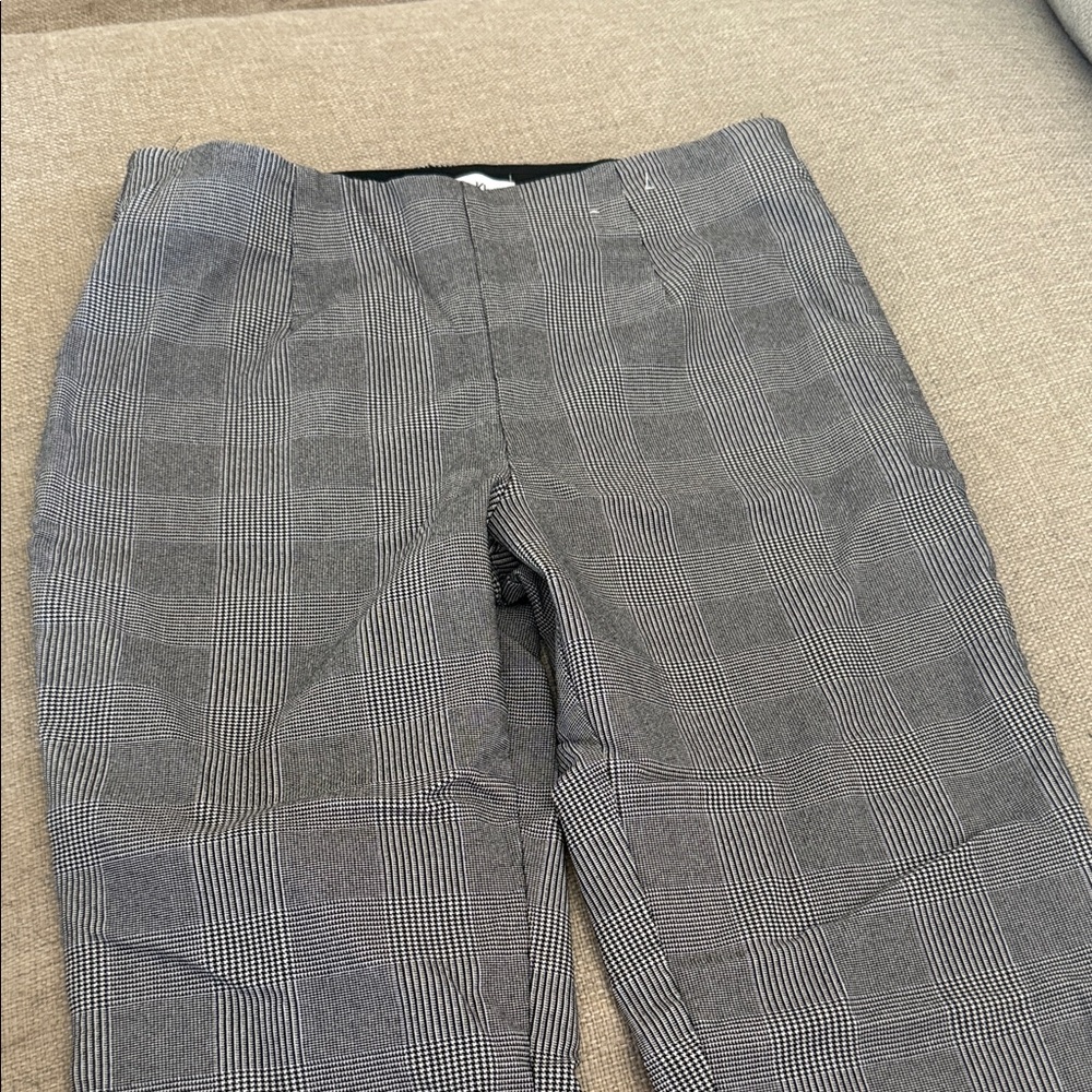 Calvin Klein Men's Black and Gray Plaid Pants